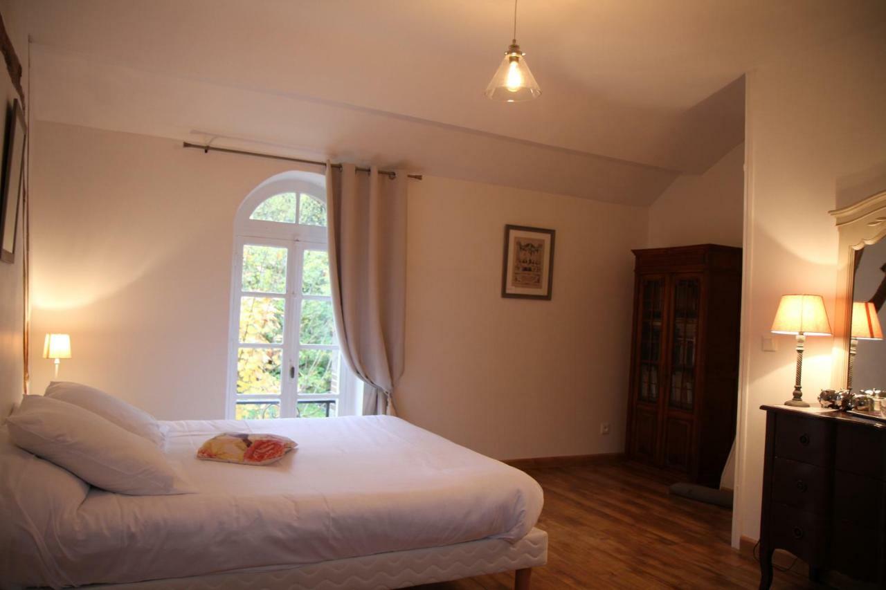 Le Domaine Du Mijarnier Bed and Breakfast Montbeugny Exteriör bild