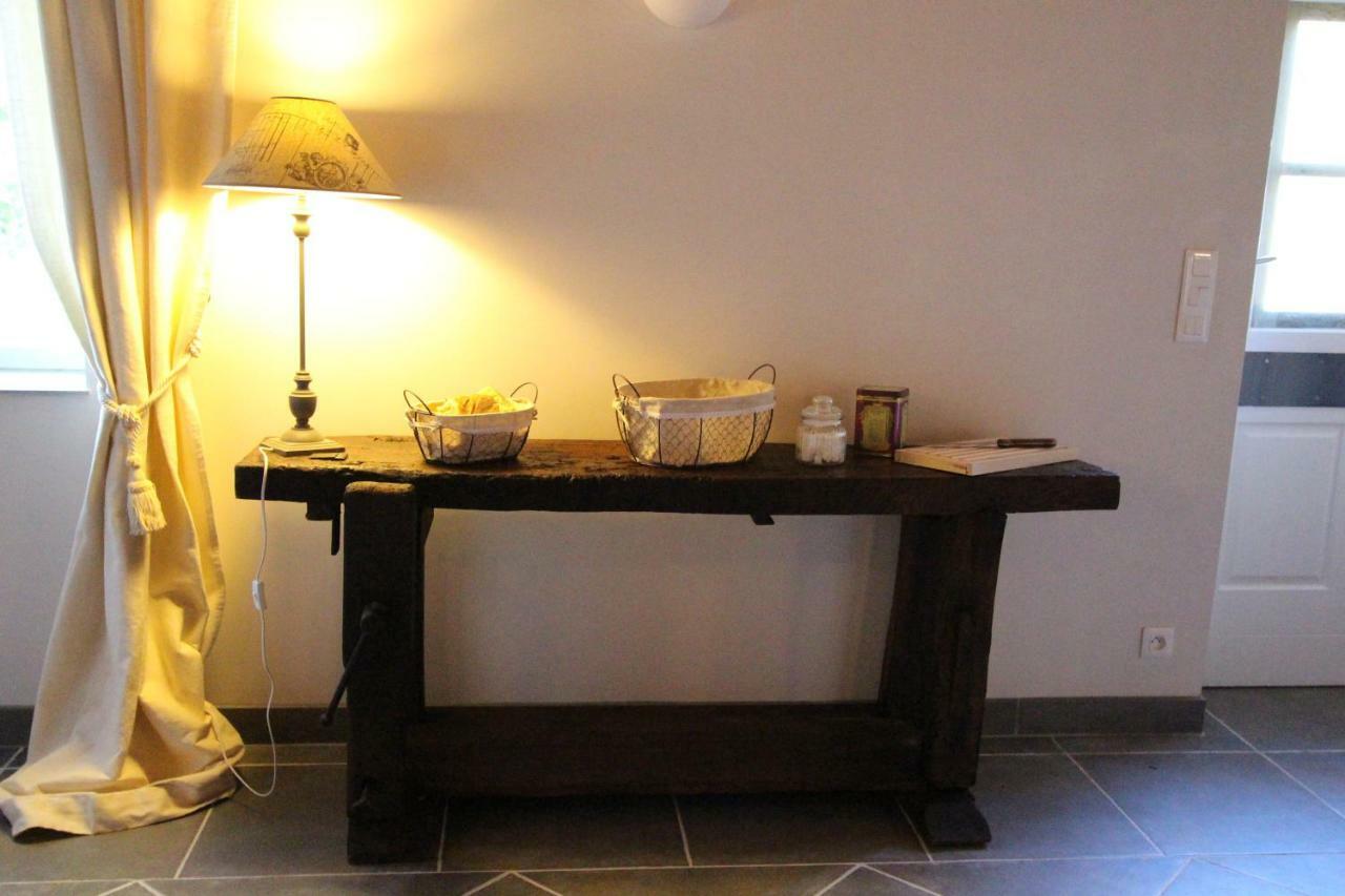 Le Domaine Du Mijarnier Bed and Breakfast Montbeugny Exteriör bild